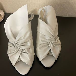 Zara heels. Worn once. In very good condition.